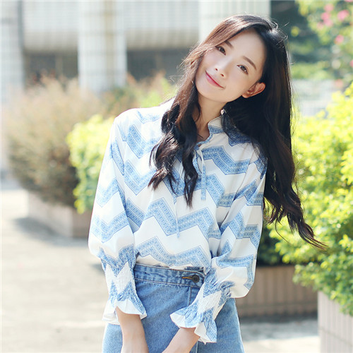 春美多：浪漫春夏季，飘逸的雪纺衫这么穿！[图3]