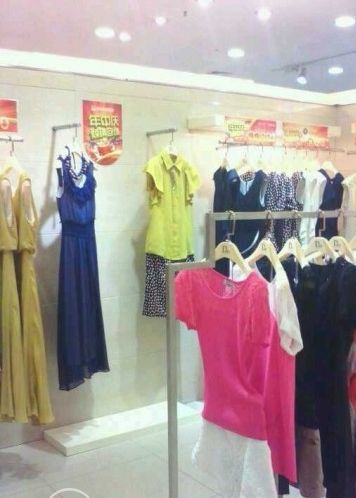 迪图女装强势入驻河南信阳大商新玛特购物广场[图2]