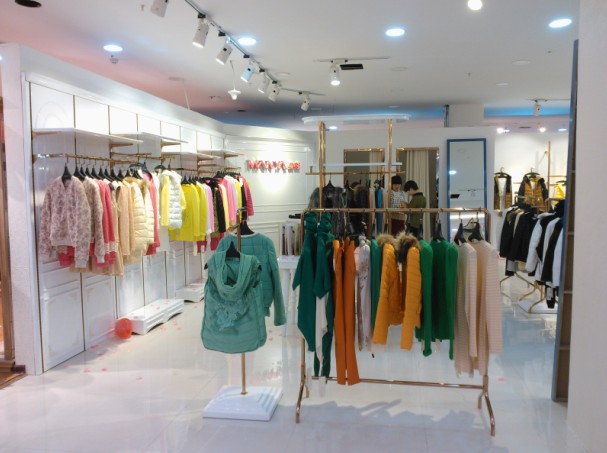 &ldquo;曼娅&rdquo;天水店开业[图2]