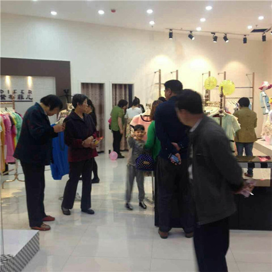 紫蒂菲儿江苏镇江店于五月一号隆重开业[图4]
