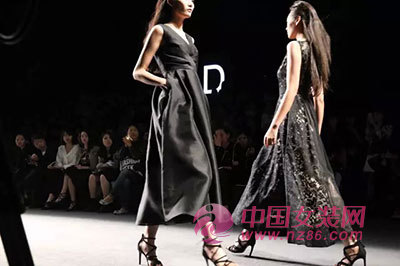卡蔓2016深圳时装周秀场直击(图8) 卡蔓2016深圳时装周秀场直击(图8)