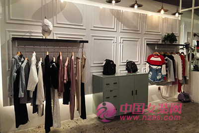 Banana CC女装与童装店两店齐开，绽放夏都！[图2]