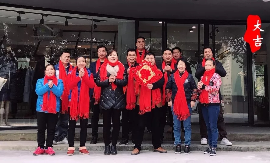 Eall.cz/喜迎神犬新年,送来意澳祝福---2018新春快乐!(图7) Eall.cz/喜迎神犬新年,送来意澳祝福---2018新春快乐!(图7)