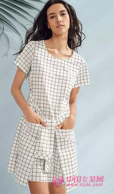 火热艳阳天 带着UR去旅游(图2)