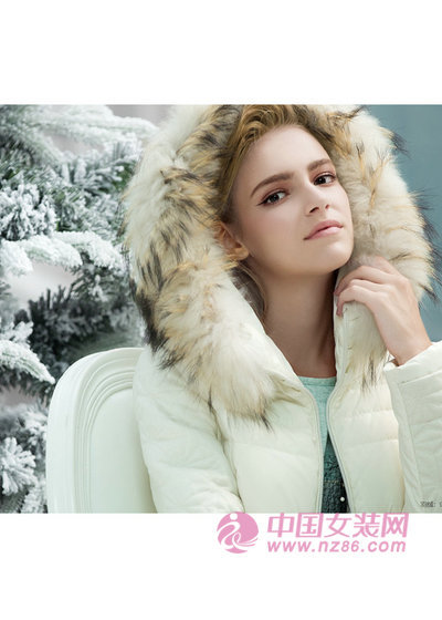简约风情冬季羽绒秀 穿出时尚最美的你[图2]