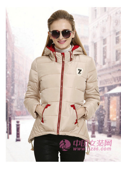 娜璐多2015冬装 羽绒服就要这样穿[图2]