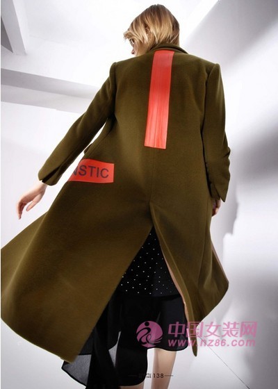 2016秋冬大衣上新 玛诗可气场全开(图2)
