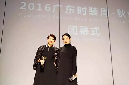 卡蔓2017年春夏发布会邀请函 | 时光不语，静待花开[图2]