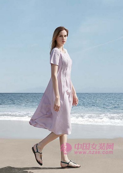 纷漫女装女裙系列 演绎女人全新表达[图1]