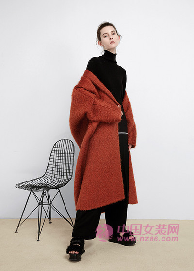 米茜尔|简约大衣你有了吗？(图2)