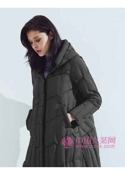显高级感的长款羽绒服 波司登2018年冬装上市(图2)