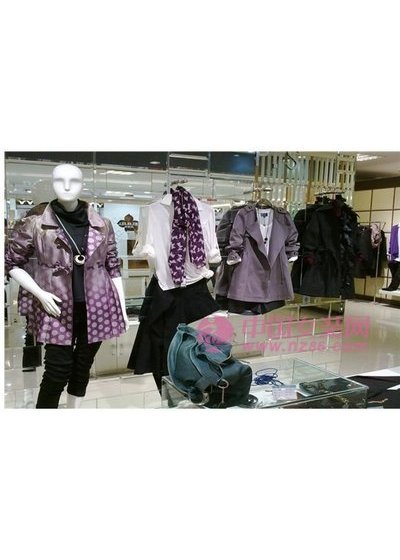 浪漫季节2011新款画册(图1)