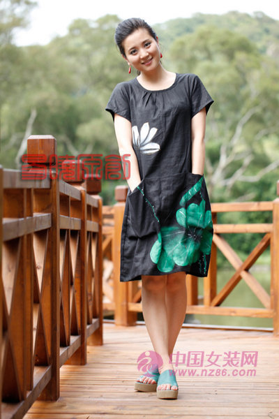 易晓2011新款画册(图2)