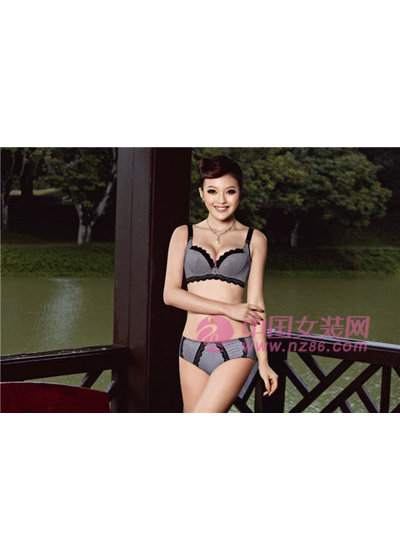 迪美妮莎2013夏装新款画册(图9)