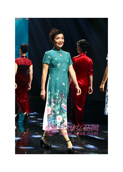安琪儿 曼得2015秋装新款画册(图19)