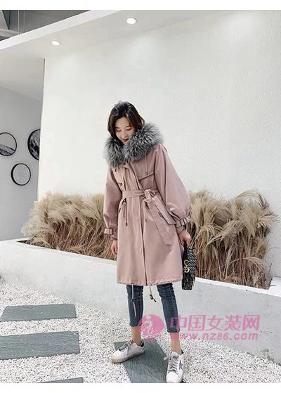 北京惠品2019冬装派克服新款画册(图12)