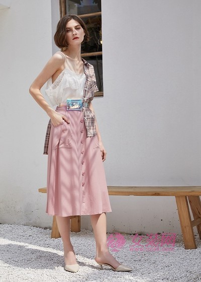 觅恋2019夏装新款画册(图28)