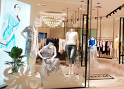 服装店铺经营中怎样管理好服装换季