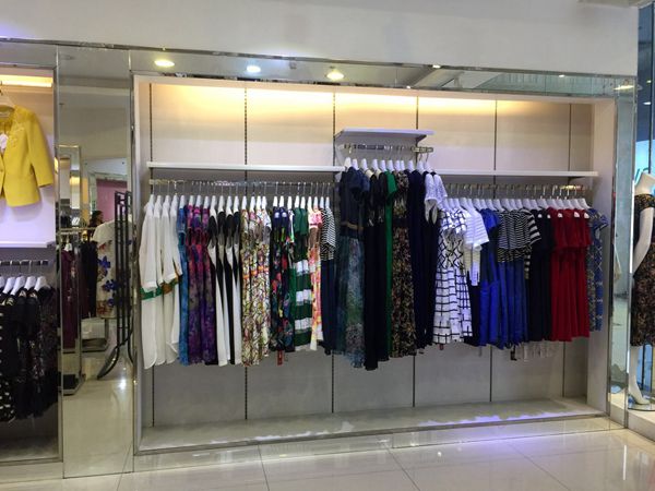 开服装店必须了解的七大点—花月秋开店技巧(图3) 开服装店必须了解的七大点—花月秋开店技巧(图3)