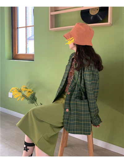 圣诞节约会穿什么颜色的衣服 圣诞节约会穿绿色怎么样(图2) 圣诞节约会穿什么颜色的衣服 圣诞节约会穿绿色怎么样(图2)