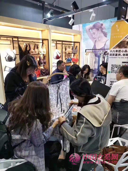 华尔华蒂，时尚女性的美丽解码(图2)