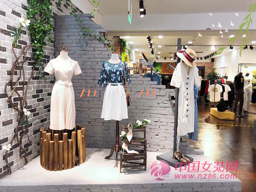 热烈祝贺艾丽哲女装广西店盛大开业！[图2]