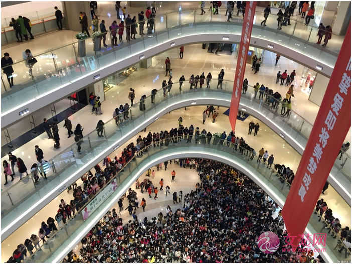 销售旺季来了！开一家莎斯莱思女装加盟店，市场潜力无限[图1]