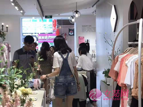 37&deg;生活美学品牌花艺加盟 给人们带来文艺生活[图1]