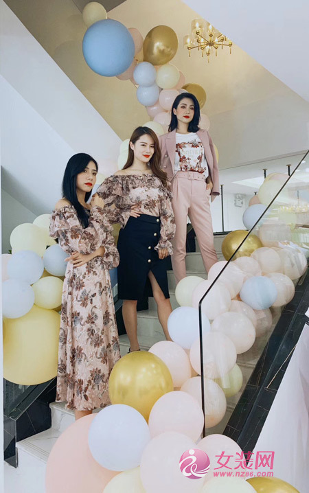 热烈祝贺ANOTHER ONE女装她完美旗舰店盛大开业(图9) 热烈祝贺ANOTHER ONE女装她完美旗舰店盛大开业(图9)