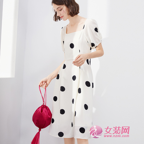 加盟广州戈蔓婷品牌女装 开启深度合作模式!(图1) 加盟广州戈蔓婷品牌女装 开启深度合作模式!(图1)