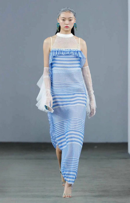 S/S 2021深圳时装周:朗黛国际 | 聚澎湃之活力,启新出发(图27) S/S 2021深圳时装周:朗黛国际 | 聚澎湃之活力,启新出发(图27)