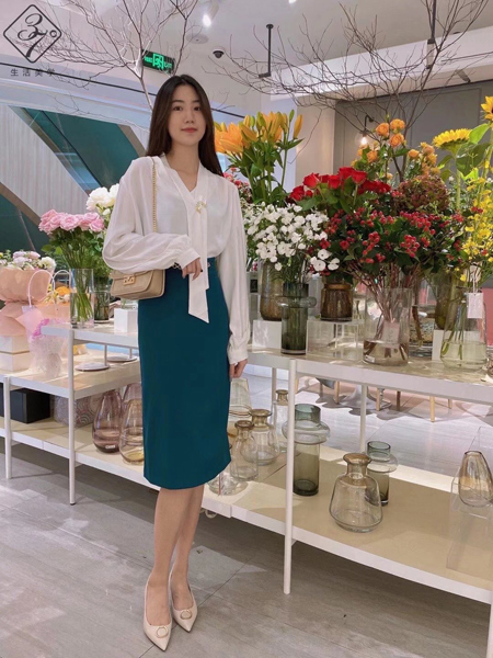 加盟女装店如何提高零售额?37°生活美学打造新模式!(图1) 加盟女装店如何提高零售额?37°生活美学打造新模式!(图1)