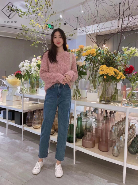 加盟女装店如何提高零售额?37°生活美学打造新模式!(图2) 加盟女装店如何提高零售额?37°生活美学打造新模式!(图2)