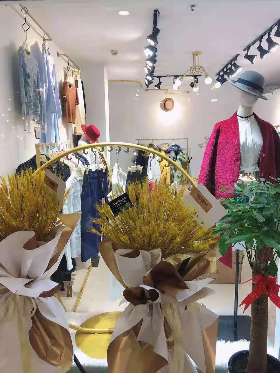 恭喜阿莱贝琳女装品牌辽宁铁岭店今日盛大开业！[图1]