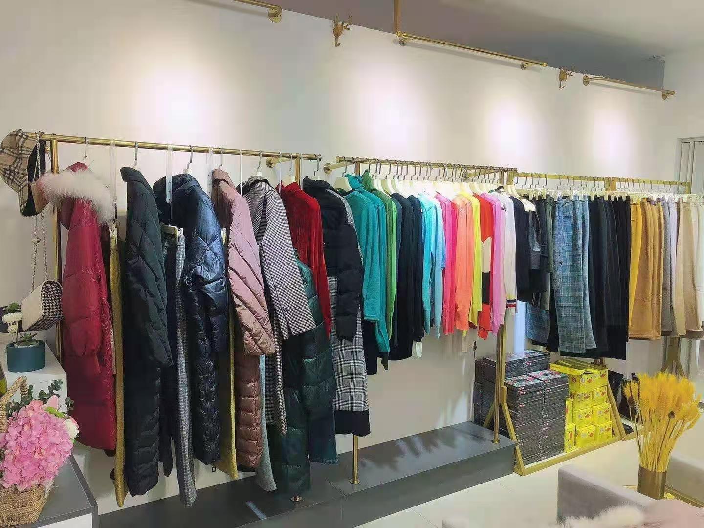 恭喜阿莱贝琳女装品牌辽宁铁岭店今日盛大开业！[图4]
