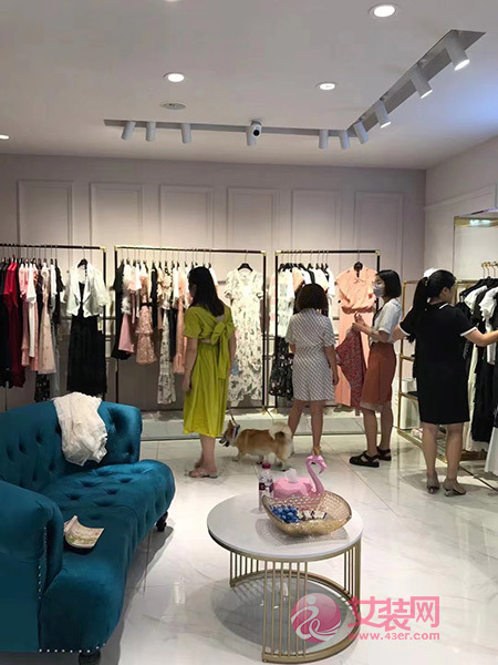 ANOTHER ONE四川成都新都店开业啦 祝新店生意兴隆!(图8) ANOTHER ONE四川成都新都店开业啦 祝新店生意兴隆!(图8)