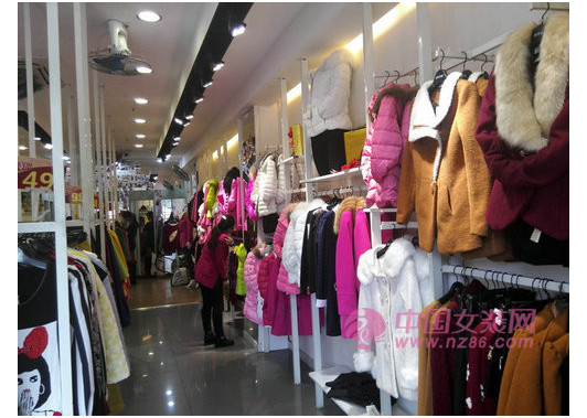 都市衣柜深圳松岗店_图3