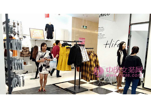 成都市高新区奥克斯广场天虹店_图2