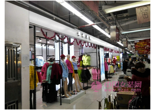 都市衣柜（深圳布心店）_图3