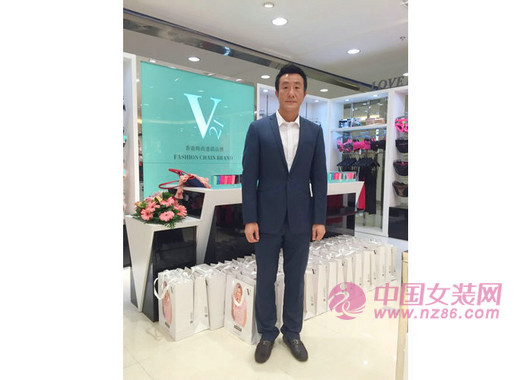 V21旗舰店/专卖店/专柜形象(图36)