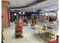 私之森语旗舰店/专卖店/专柜形象