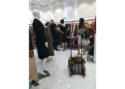 朋鑫旗舰店/专卖店/专柜形象(图2)