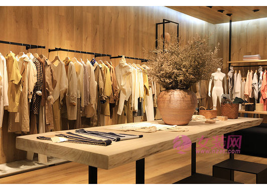 wbwq旗舰店/专卖店/专柜形象(图1)