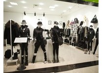 摩妮.卡儿旗舰店/专卖店/专柜形象