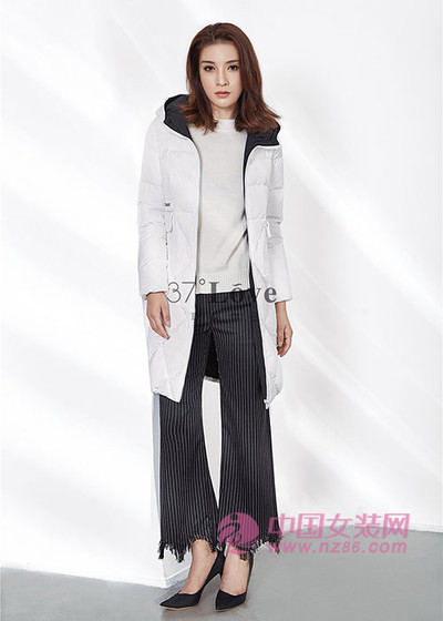 37&deg;Love时尚达人教你条纹阔腿裤，应该搭配什么上衣？[图1]
