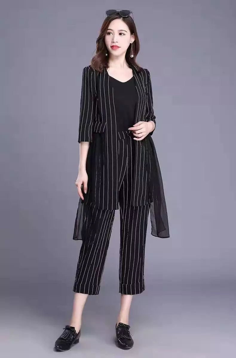 花月秋春装上新 女神节邂逅美丽!(图15) 花月秋春装上新 女神节邂逅美丽!(图15)