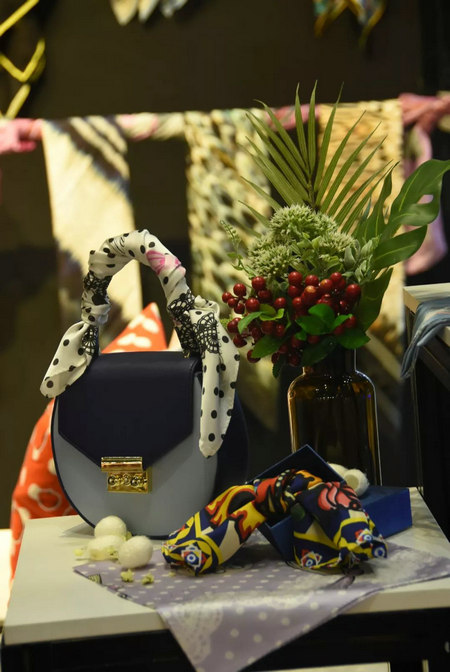 时尚配饰,新态度(图1) 时尚配饰,新态度(图1)