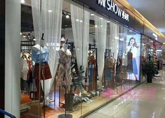 蔓润秀 女装店节日促销怎么做?四个技巧让你销量暴涨(图1) 蔓润秀 女装店节日促销怎么做?四个技巧让你销量暴涨(图1)
