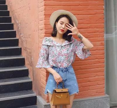 夏天一字肩这样穿，简直美得不像话！[图4]