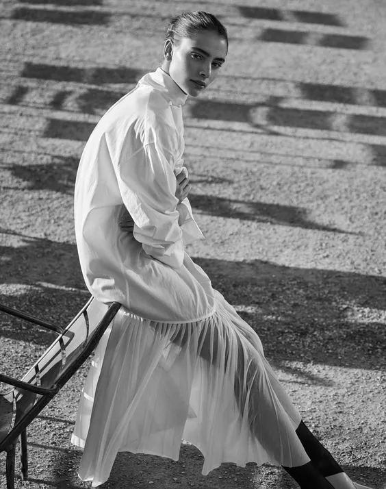 摩兰度 六月穿&ldquo;衬衫裙&rdquo;的你，洋气爆了！！！[图1]